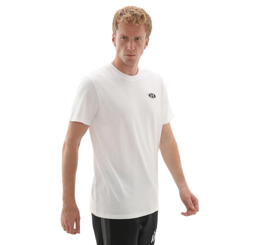 Under Armour Ua Hw Lc Patch Ss Erkek T-Shirt Beyaz Under Armour Ua Hw Lc Patch Ss Erkek T-Shirt Beyaz