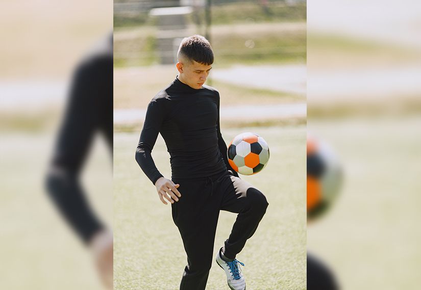 Futbolda "İçlik" (Termal Tayt) Kullanmak Performansı Gerçekten Artırır mı? Futbolda "İçlik" (Termal Tayt) Kullanmak Performansı Gerçekten Artırır mı?