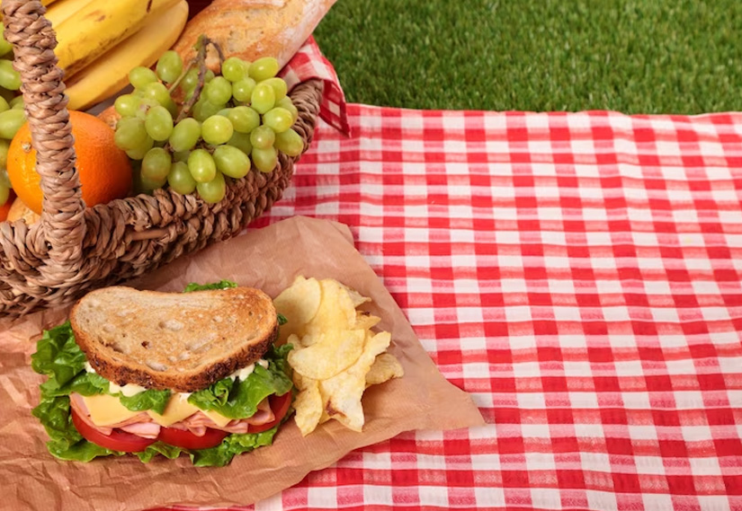 Piknik Zamanı! Piknikleriniz için 4 Tarif Piknik Zamanı! Piknikleriniz için 4 Tarif