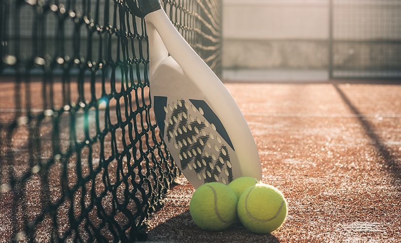 padel-tenis-patlamasi-bu-yeni-spor-bransi-icin-hangi-ayakkabi-secilmeli-2.jpg