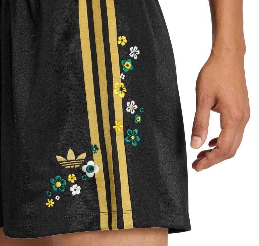 adidas 3S Fb Shorts Kadın Şort Ve Kapri Siyah adidas 3S Fb Shorts Kadın Şort Ve Kapri Siyah