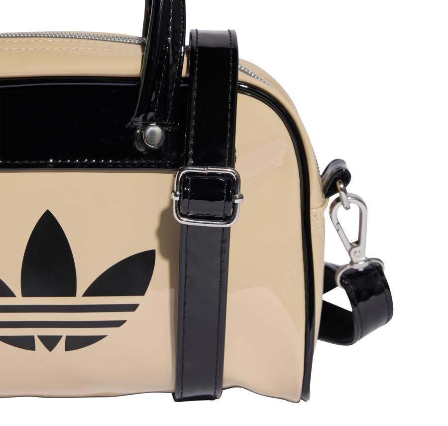 adidas Adıcolor Bb Xs Çanta Krem adidas Adıcolor Bb Xs Çanta Krem