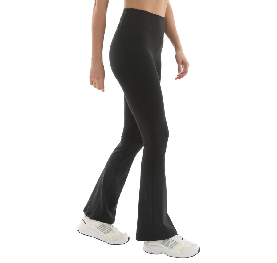 adidas Allme Ess Flare Kadın Tayt Siyah adidas Allme Ess Flare Kadın Tayt Siyah