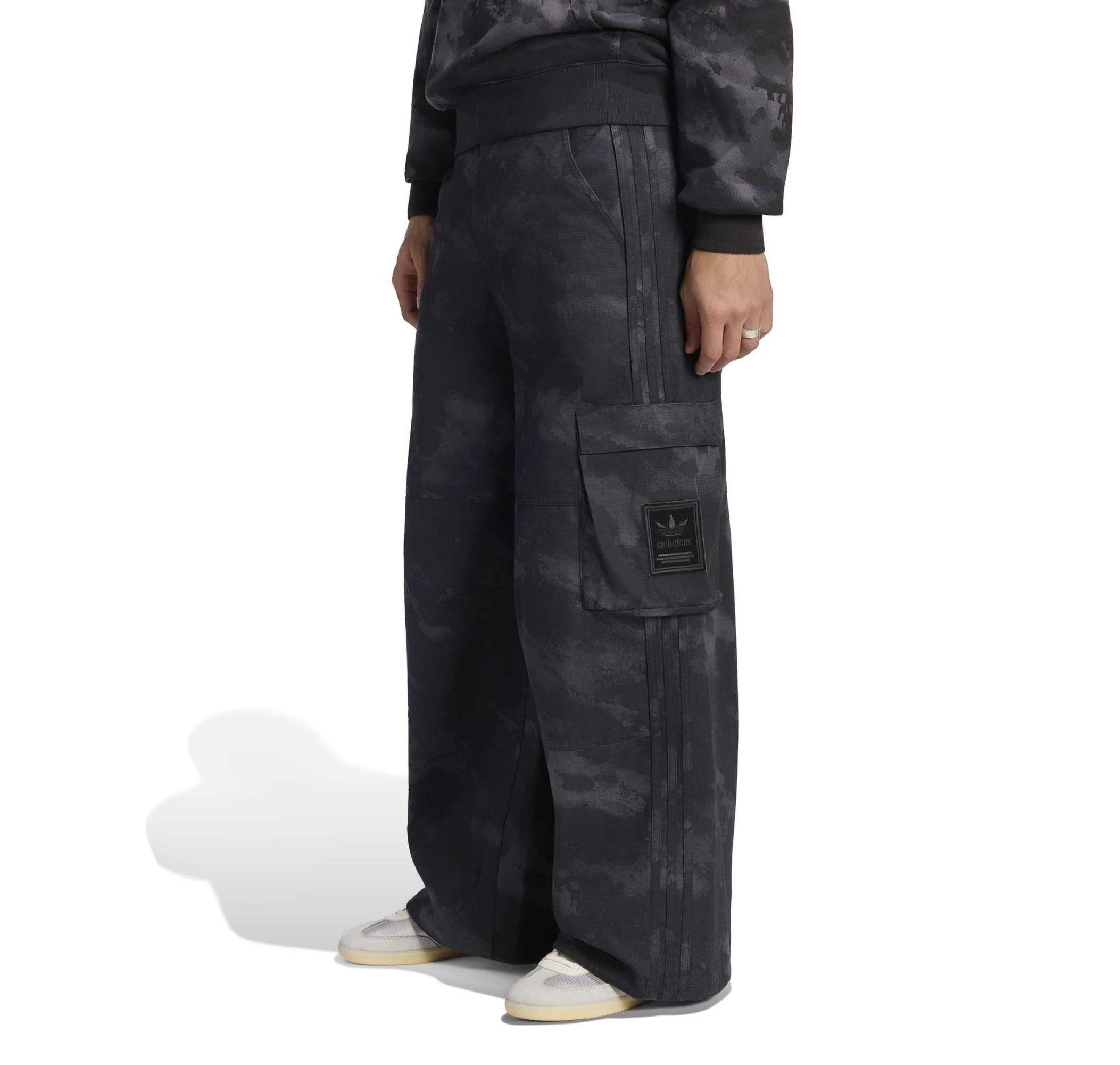 Мужские спортивные штаны adidas Camo Pants