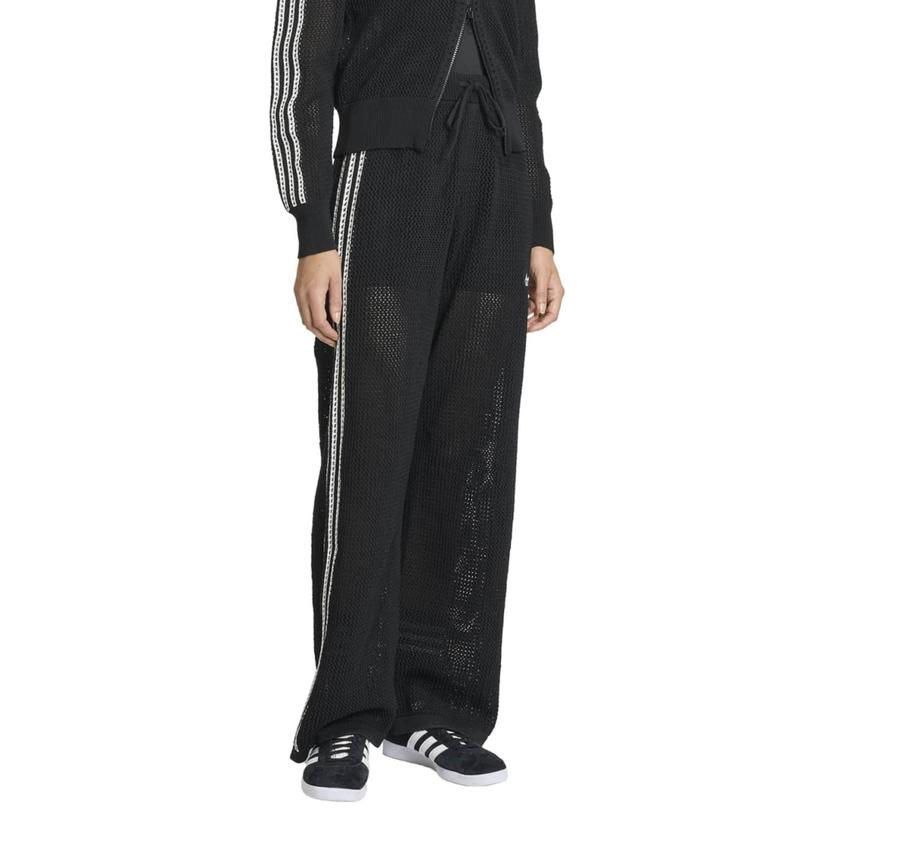 adidas Crochet Tp Kadın Eşofman Takımı Siyah adidas Crochet Tp Kadın Eşofman Takımı Siyah