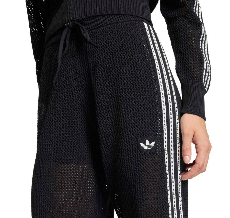 adidas Crochet Tp Kadın Eşofman Takımı Siyah adidas Crochet Tp Kadın Eşofman Takımı Siyah