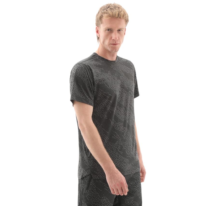 adidas D4T Aop Tee Erkek T-Shirt Siyah adidas D4T Aop Tee Erkek T-Shirt Siyah