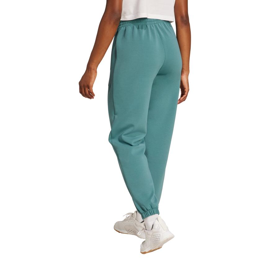 adidas D4T Knıt Pant Kadın Eşofman Altı adidas D4T Knıt Pant Kadın Eşofman Altı