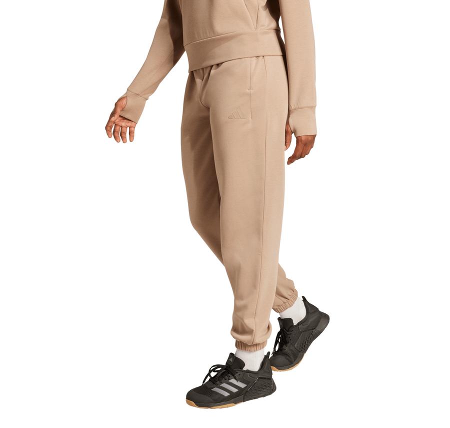 adidas D4T Knıt Pant Kadın Eşofman Altı adidas D4T Knıt Pant Kadın Eşofman Altı