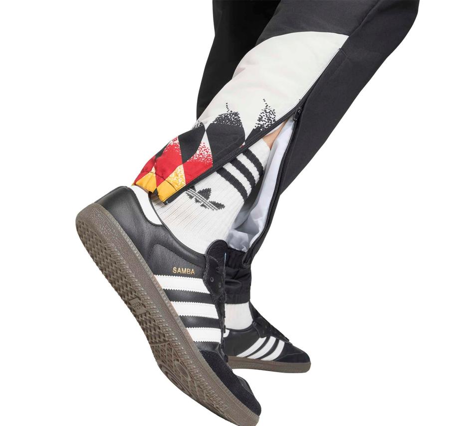 adidas Dfb Almanya Tp 94 Erkek Eşofman Altı Siyah adidas Dfb Almanya Tp 94 Erkek Eşofman Altı Siyah