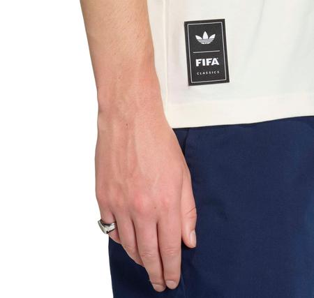 adidas Flag Gfx Ss T Erkek T-Shirt Bej adidas Flag Gfx Ss T Erkek T-Shirt Bej