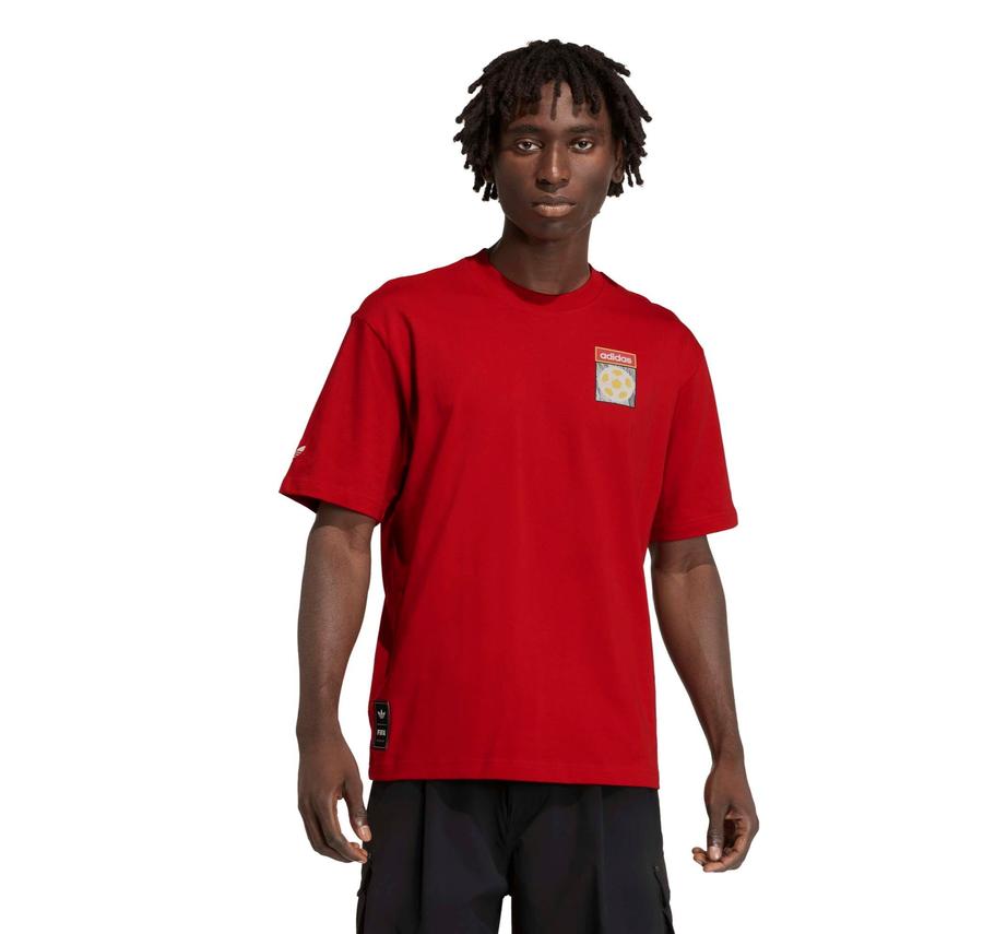 adidas Flag Gfx Ss T Erkek T-Shirt Kırmızı adidas Flag Gfx Ss T Erkek T-Shirt Kırmızı