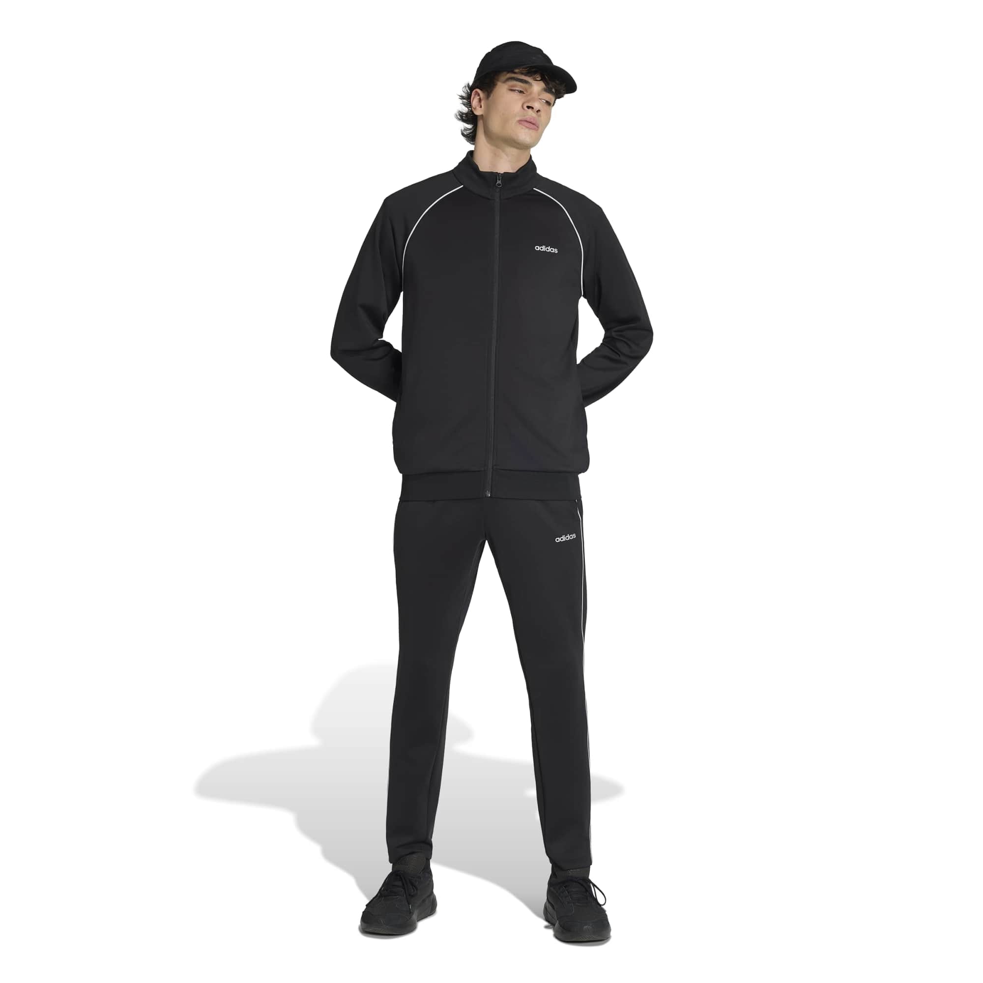 Мужской спортивный костюм adidas M Tech Ts