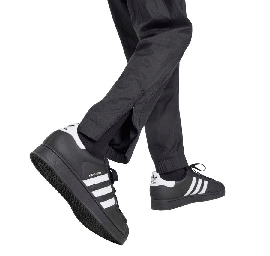adidas Manchester United 90 Erkek Eşofman Altı Siyah adidas Manchester United 90 Erkek Eşofman Altı Siyah