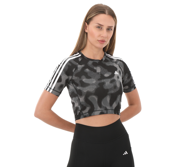 adidas Otr E Aop Tee Kadın T-Shirt Gri adidas Otr E Aop Tee Kadın T-Shirt Gri