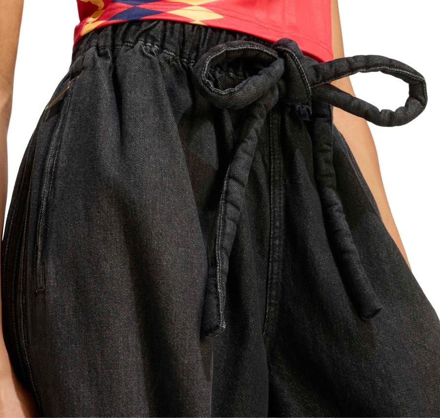 adidas P Ess Denım Tp Kadın Pantolon Siyah adidas P Ess Denım Tp Kadın Pantolon Siyah