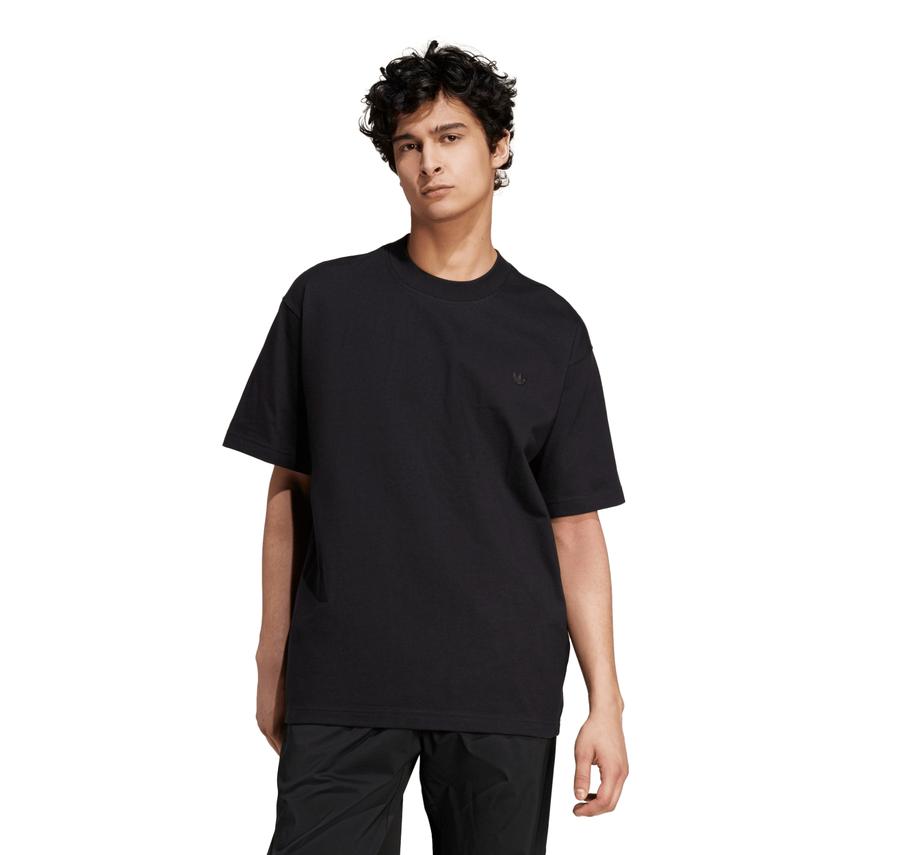 adidas P Ess Tee Black Erkek T-Shirt adidas P Ess Tee Black Erkek T-Shirt
