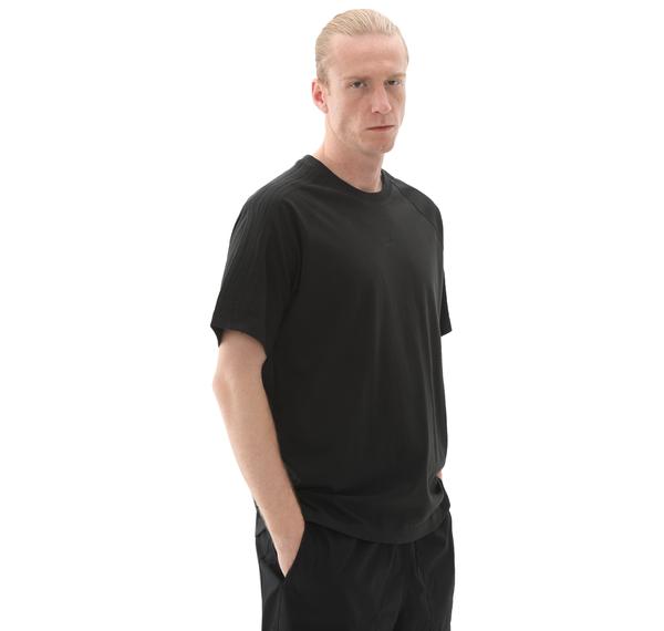 adidas P Ess Tee Erkek T-Shirt Siyah adidas P Ess Tee Erkek T-Shirt Siyah