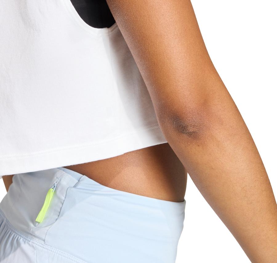 adidas Run Ess Tk W Kadın T-Shirt adidas Run Ess Tk W Kadın T-Shirt