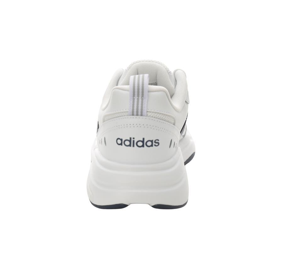 adidas Strutter Kadın Spor Ayakkabı Beyaz adidas Strutter Kadın Spor Ayakkabı Beyaz