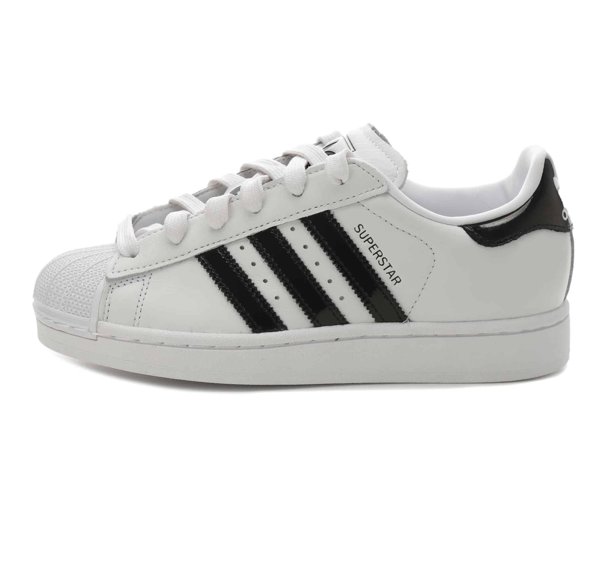 Женские кроссовки adidas Superstar Ii W