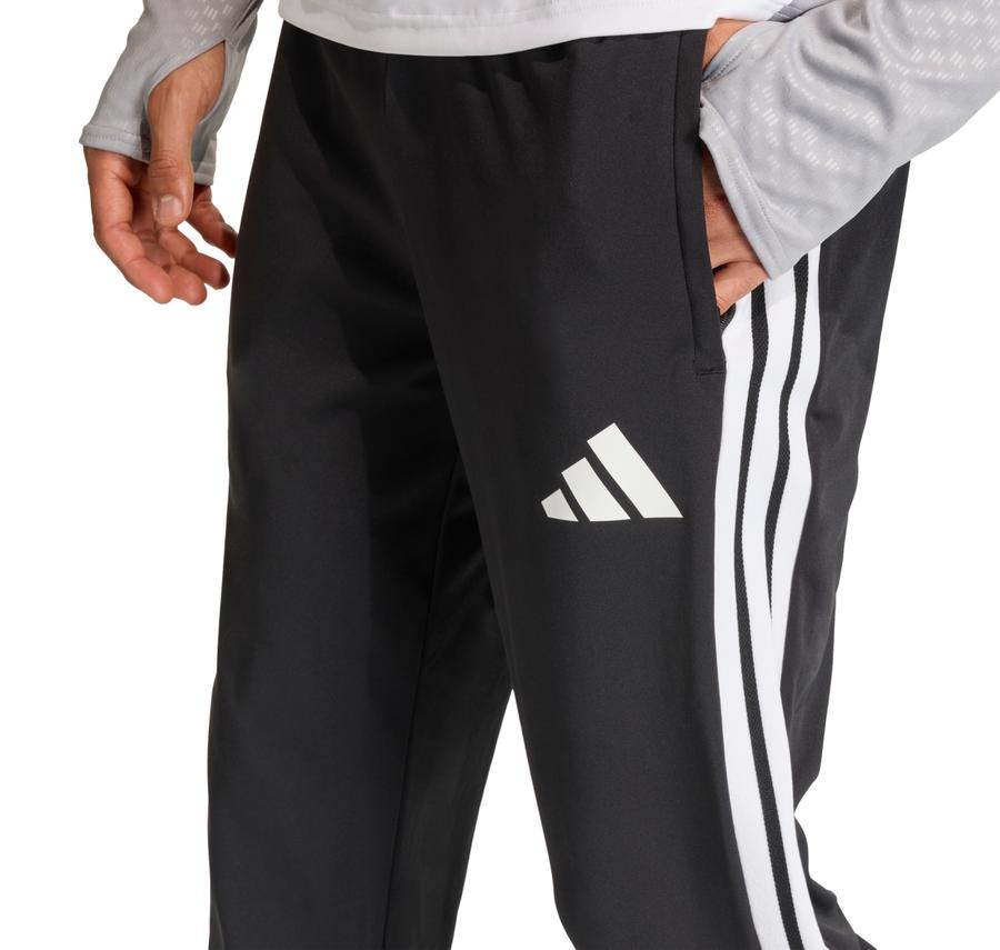 adidas Tıro26C Pnt Erkek Eşofman Altı adidas Tıro26C Pnt Erkek Eşofman Altı