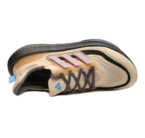 adidas Ultraboost Lıght W Kadın Spor Ayakkabı Krem adidas Ultraboost Lıght W Kadın Spor Ayakkabı Krem