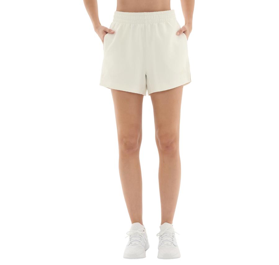 adidas W All Szn Sl Sh Kadın Şort Ve Kapri Beyaz adidas W All Szn Sl Sh Kadın Şort Ve Kapri Beyaz