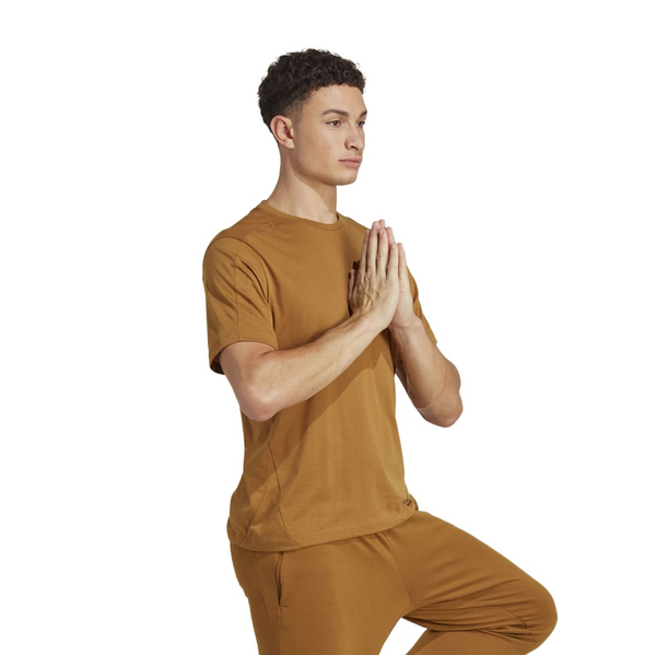 adidas Yoga Base Tee Erkek T-Shirt Kahve CV7674