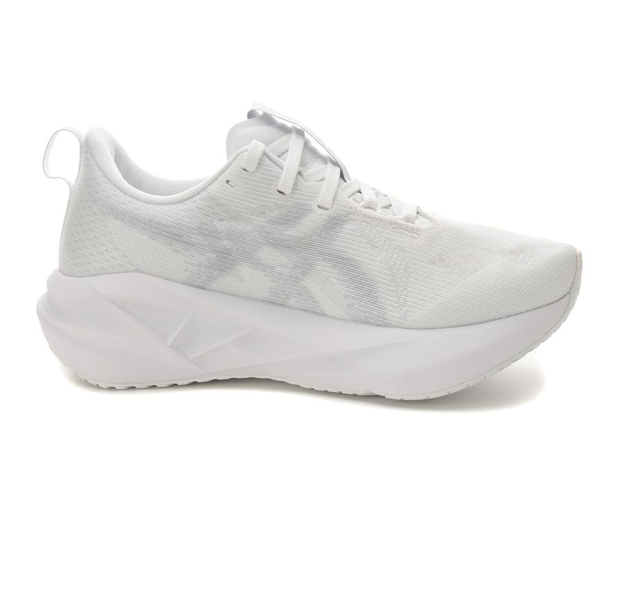 Asics Novablast 5 Kadın Spor Ayakkabı Beyaz Asics Novablast 5 Kadın Spor Ayakkabı Beyaz