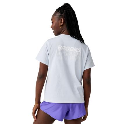 Brooks Graphic Short Sleeve Kadın T-Shirt Mavi Brooks Graphic Short Sleeve Kadın T-Shirt Mavi