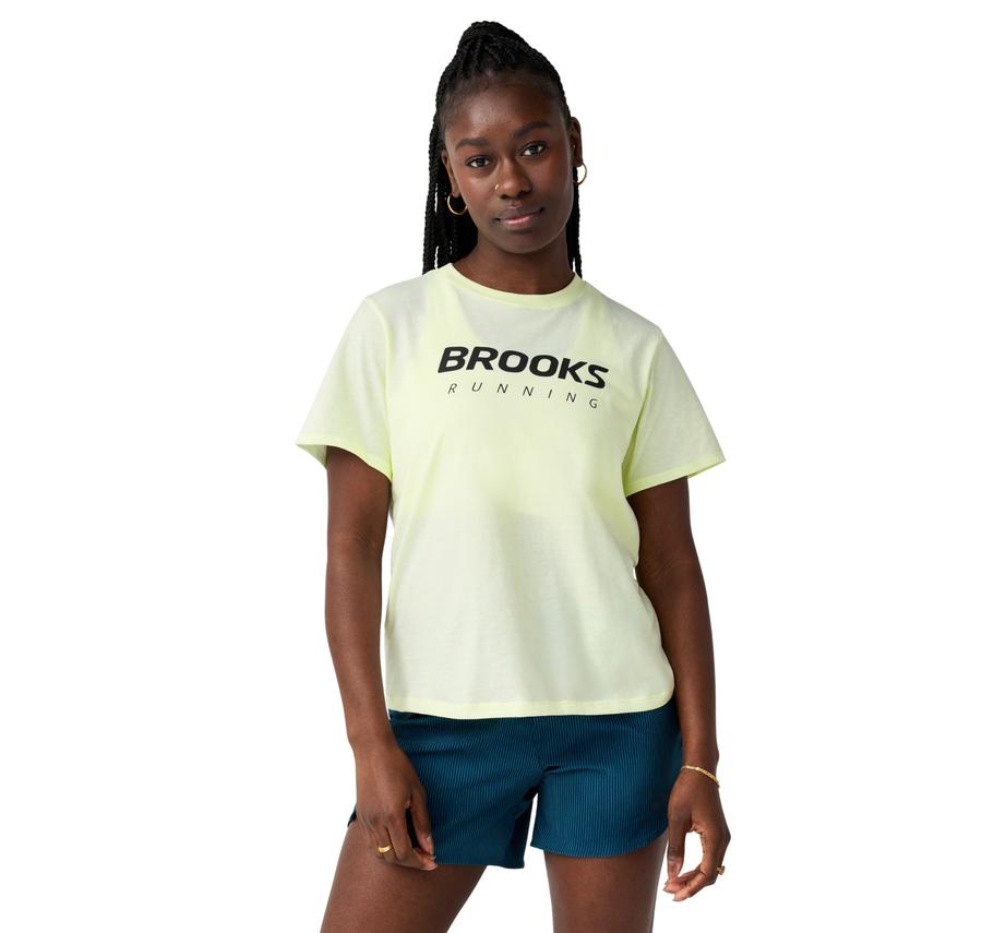 Brooks Graphic Short Sleeve Kadın T-Shirt Brooks Graphic Short Sleeve Kadın T-Shirt