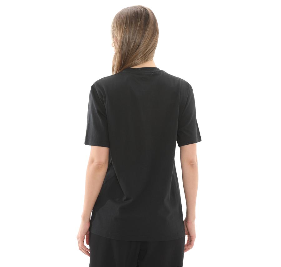 Converse Go-To Star Chevron Logo Standard-Fıt T-Shırt T-Shirt Siyah Converse Go-To Star Chevron Logo Standard-Fıt T-Shırt T-Shirt Siyah