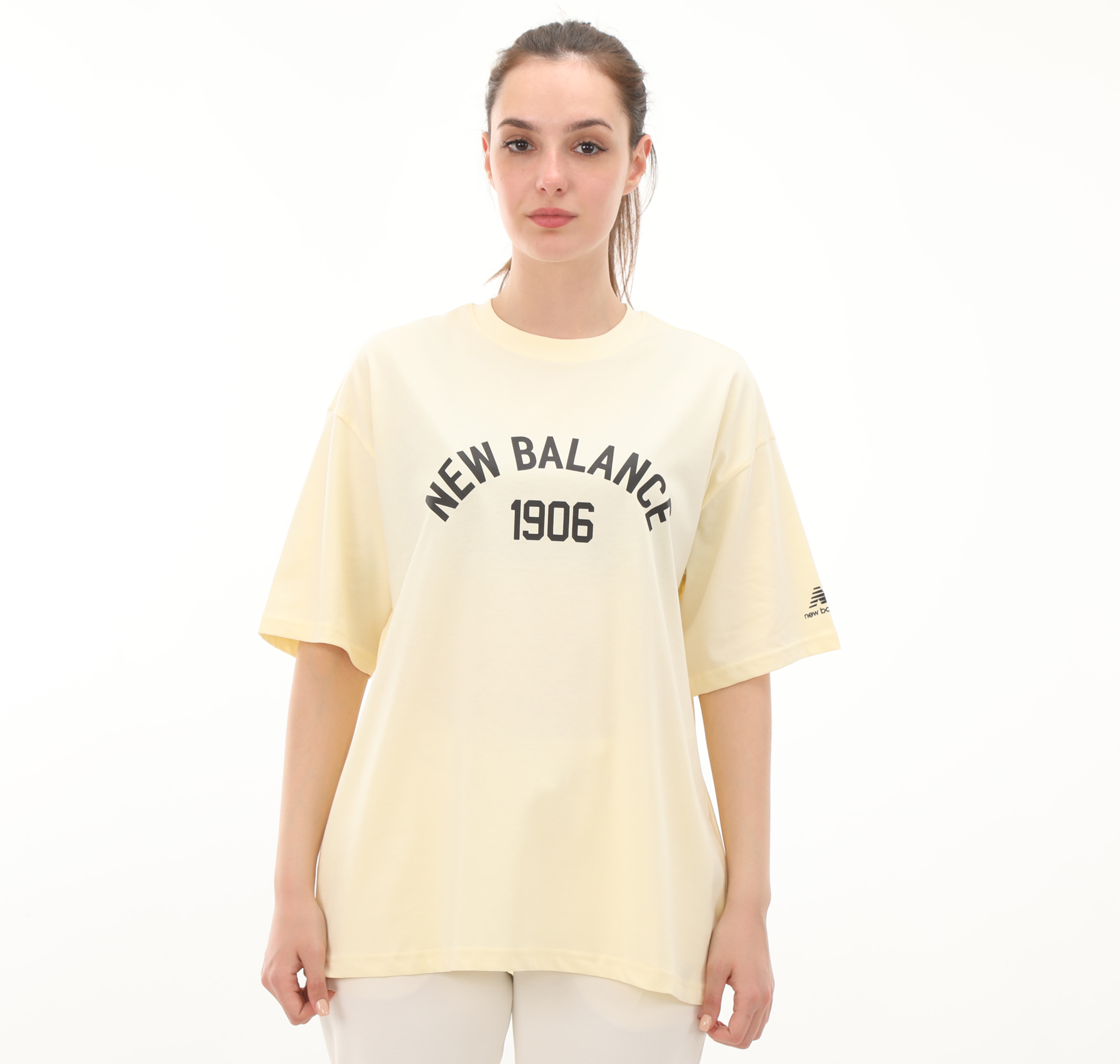 Женская футболка New Balance 1406 Sari