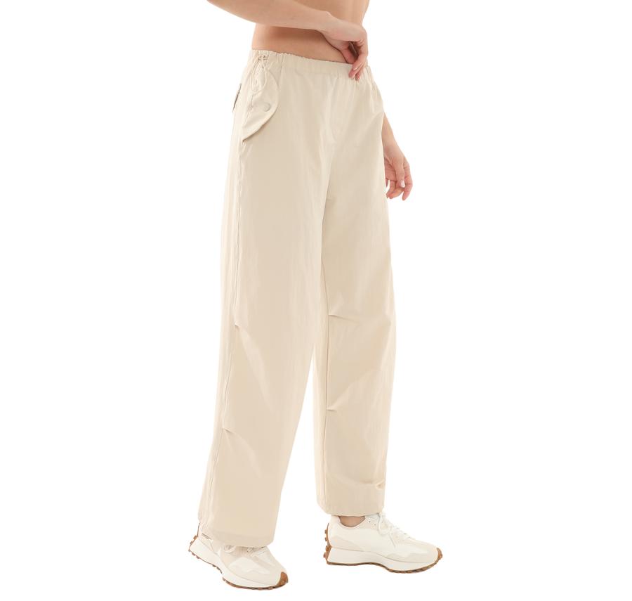 New Balance 1523 Kadın Eşofman Altı Krem New Balance 1523 Kadın Eşofman Altı Krem