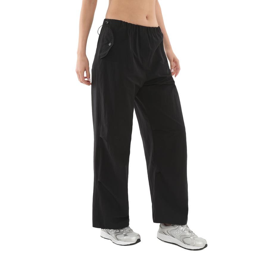 New Balance 1523 Kadın Eşofman Altı Siyah New Balance 1523 Kadın Eşofman Altı Siyah