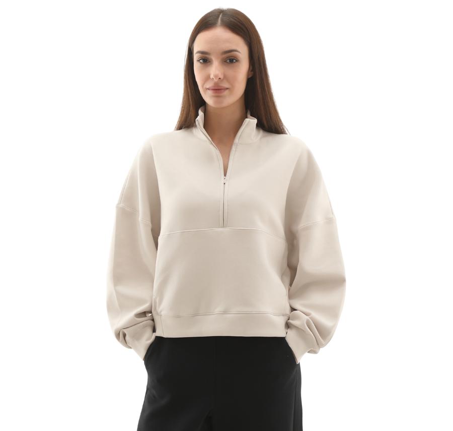 Nike 24.7 Impossiblysoft Kadın Sweatshirt Beyaz Nike 24.7 Impossiblysoft Kadın Sweatshirt Beyaz