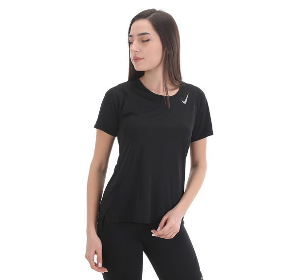 Nike Dri-Fıt Race Kadın T-Shirt Siyah Nike Dri-Fıt Race Kadın T-Shirt Siyah