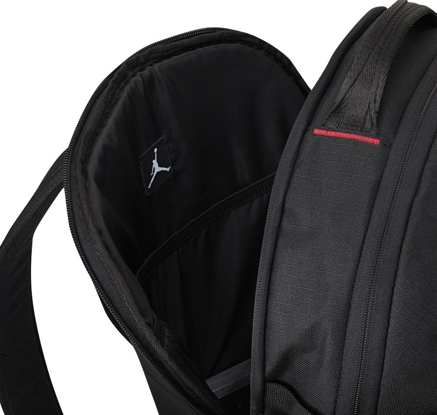 Nike Jam Blacktop Backpack Sırt Çantası Siyah Nike Jam Blacktop Backpack Sırt Çantası Siyah