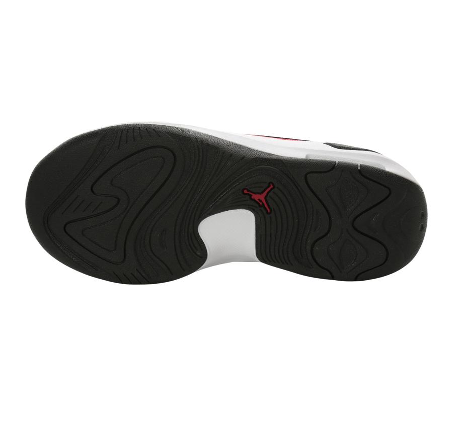 Nike Jordan Max Aura 7 Çocuk Spor Ayakkabı Siyah Nike Jordan Max Aura 7 Çocuk Spor Ayakkabı Siyah