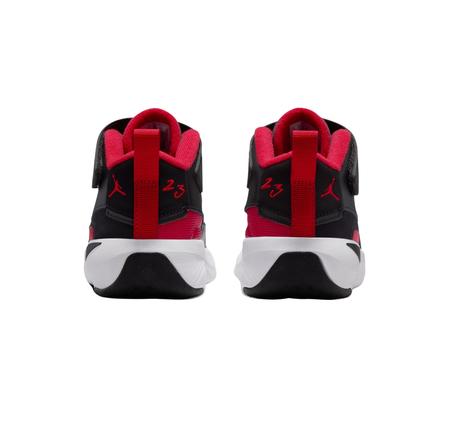 Nike Jordan Max Aura 7 Çocuk Spor Ayakkabı