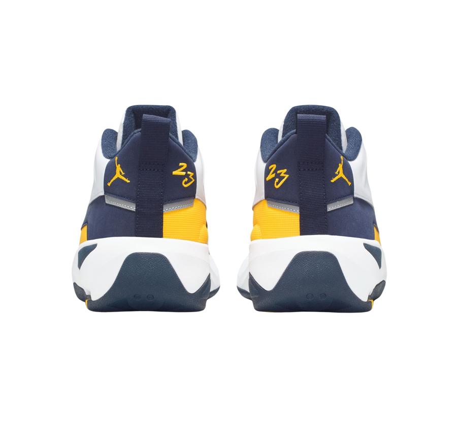 Nike Jordan Max Aura 7 Erkek Spor Ayakkabı Nike Jordan Max Aura 7 Erkek Spor Ayakkabı