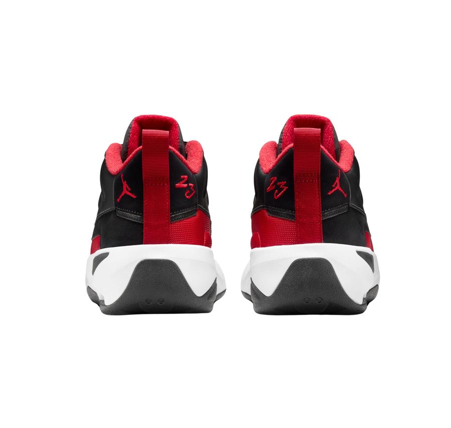 Nike Jordan Max Aura 7 Erkek Spor Ayakkabı Siyah Nike Jordan Max Aura 7 Erkek Spor Ayakkabı Siyah