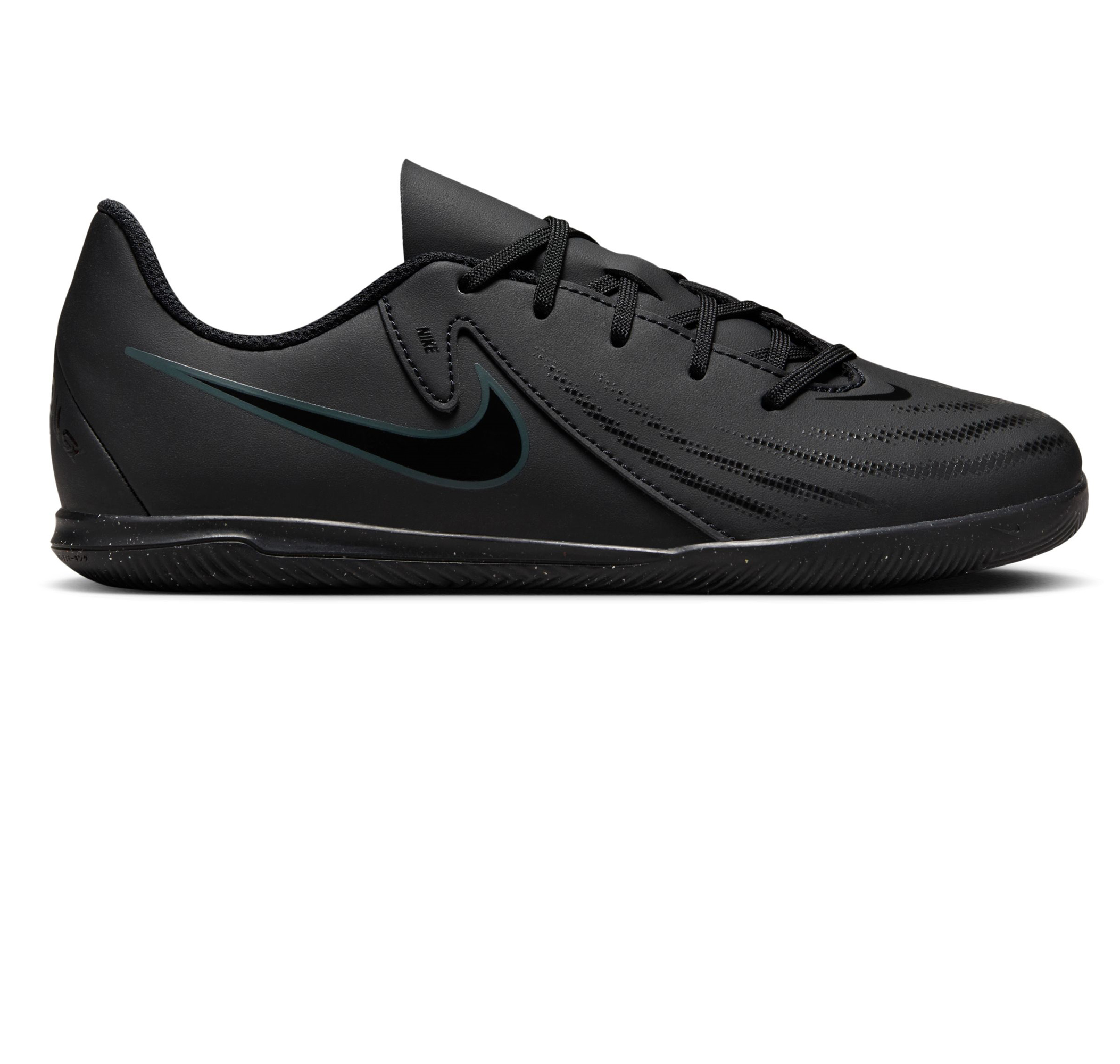 Детские кроссовки Nike Jr Phantom Gx Ii Club Ic