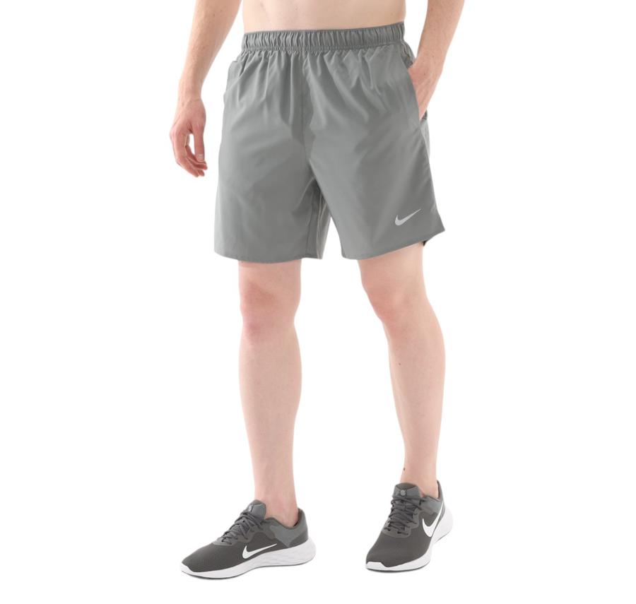 Nike M Nk Df Challenger 7Ul Short Erkek Şort Ve Kapri Gri Nike M Nk Df Challenger 7Ul Short Erkek Şort Ve Kapri Gri