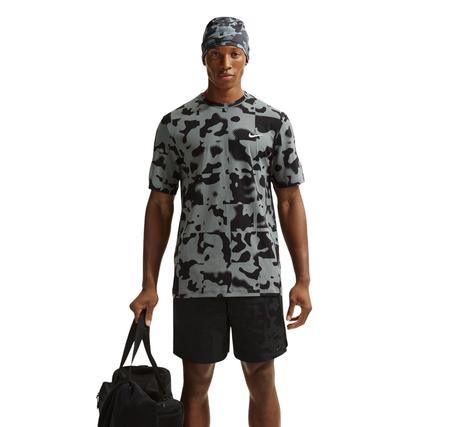 Nike M Nk Df Hyverse Aop Ss Top Erkek T-Shirt Nike M Nk Df Hyverse Aop Ss Top Erkek T-Shirt