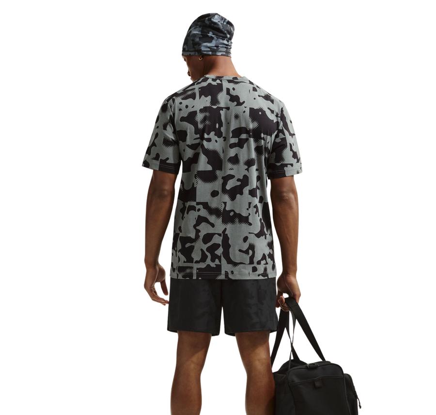 Nike M Nk Df Hyverse Aop Ss Top Erkek T-Shirt Nike M Nk Df Hyverse Aop Ss Top Erkek T-Shirt