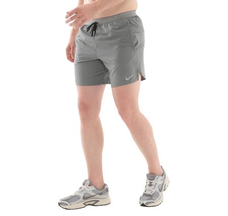 Nike M Nk Df Strıde 7In Bf Shrt Erkek Şort Ve Kapri Gri Nike M Nk Df Strıde 7In Bf Shrt Erkek Şort Ve Kapri Gri