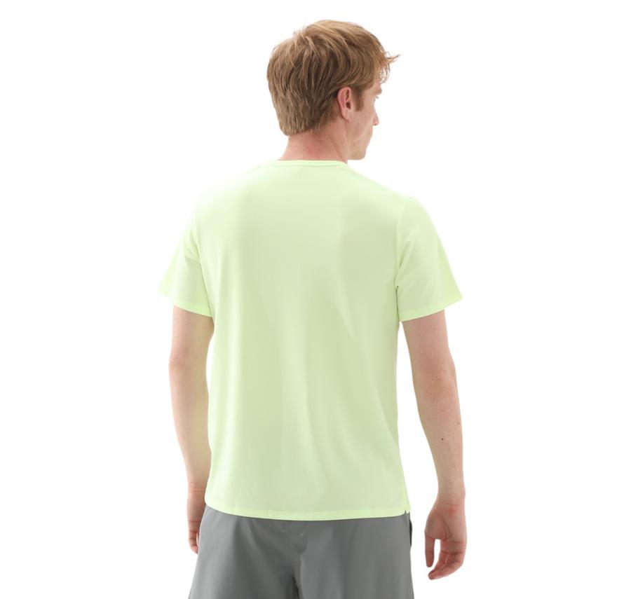 Nike M Nk Df Uv Mıler Ss Erkek T-Shirt Yeşil Nike M Nk Df Uv Mıler Ss Erkek T-Shirt Yeşil