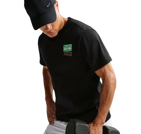 Nike M Nk Tee Std Traın Stıckers Erkek T-Shirt